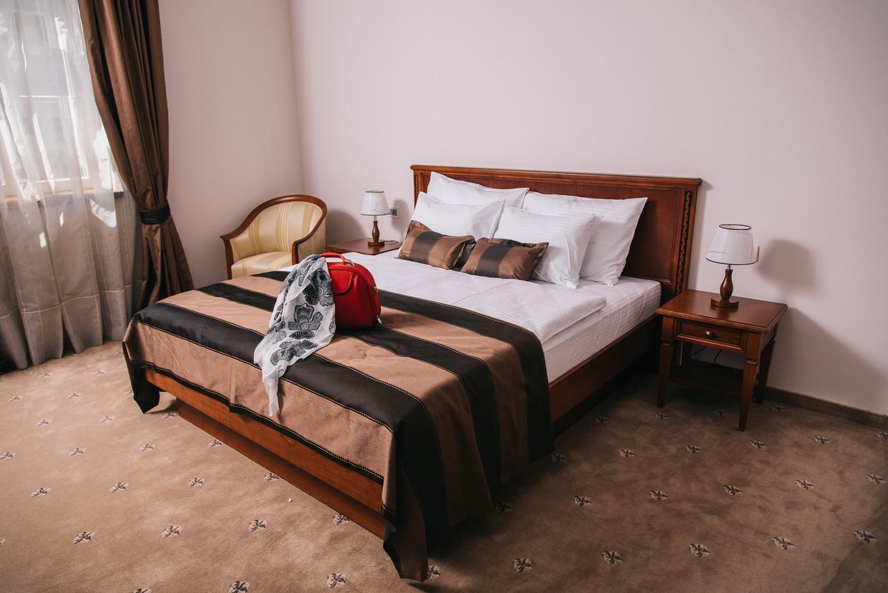 Hotel Stara Lika Gospić Buitenkant foto