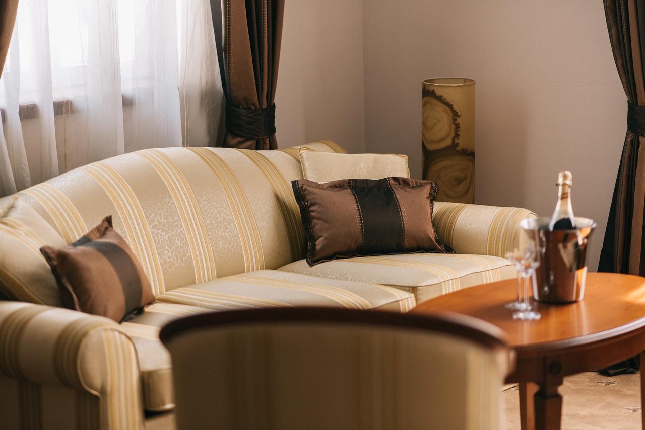 Hotel Stara Lika Gospić Buitenkant foto
