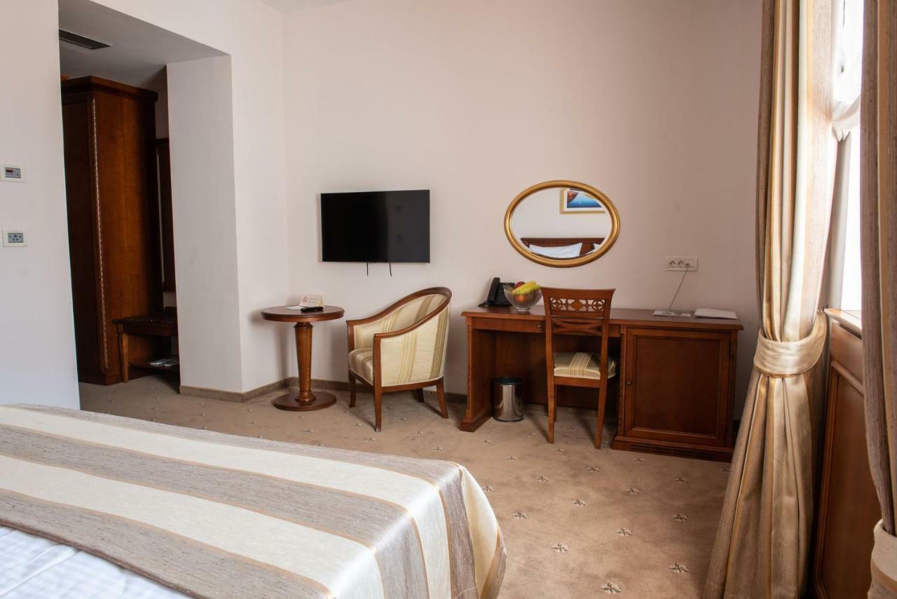 Hotel Stara Lika Gospić Buitenkant foto